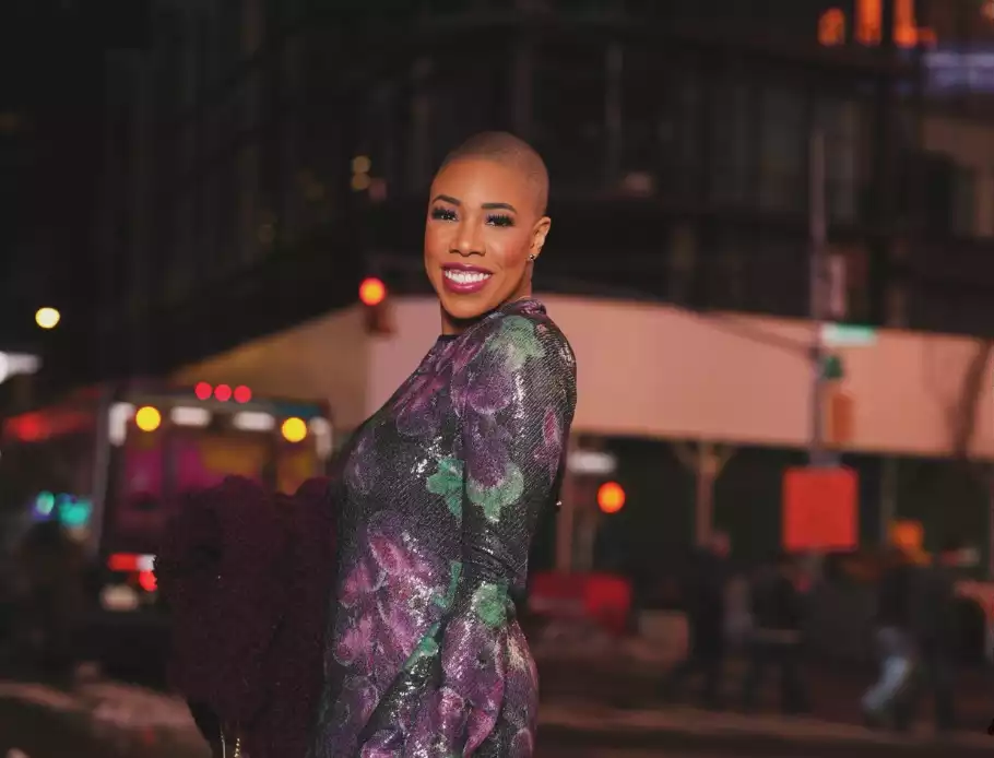 symone sanders salary